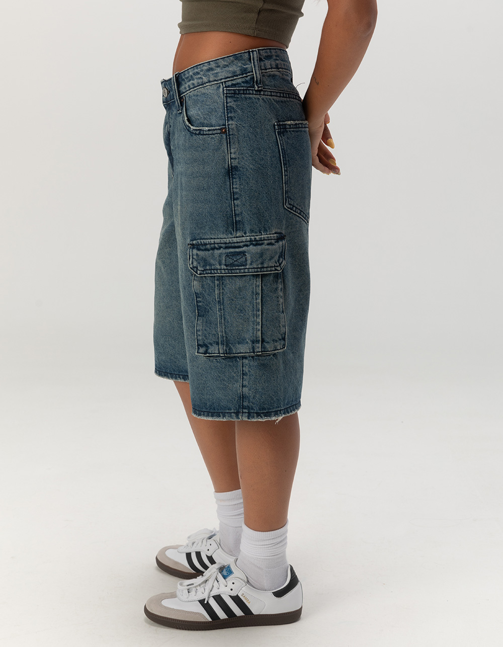 RSQ Womens Cargo Jorts - MEDIUM WASH