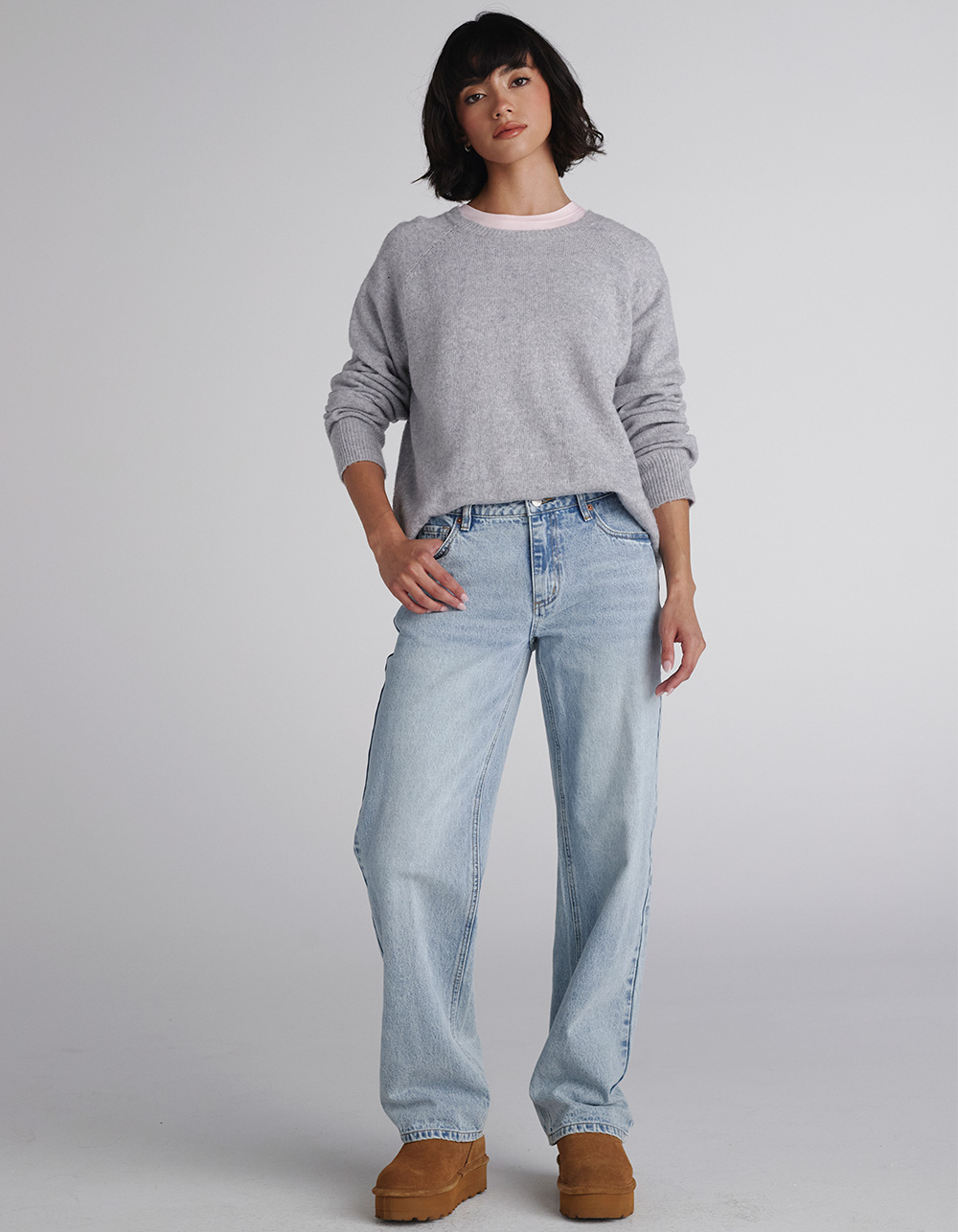 RSQ Womens Low Rise Loose Straight Jeans - MEDIUM WASH