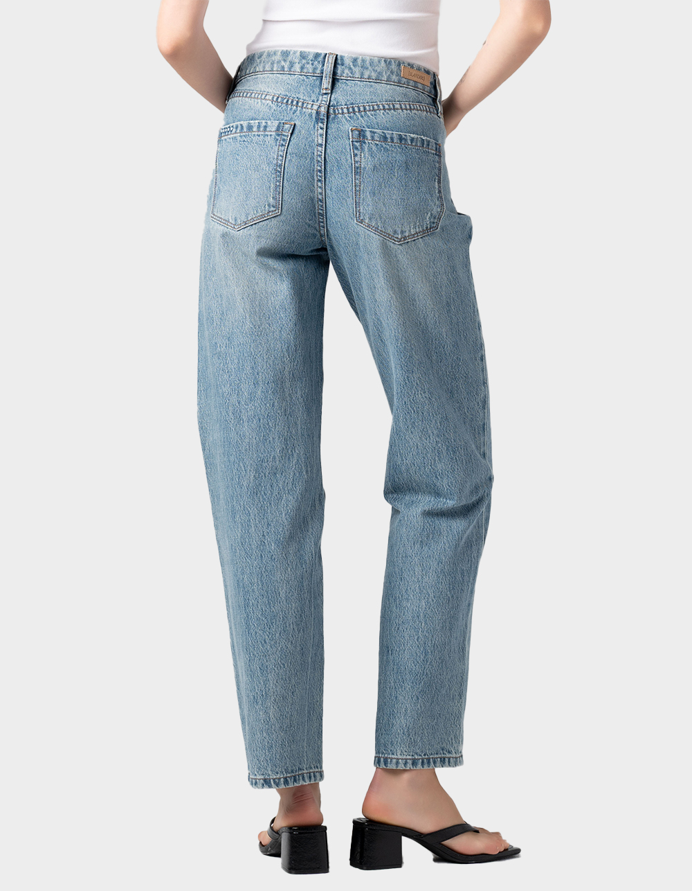 BLANK NYC Feeling Rosy Mid-Rise Straight Leg Womens Jeans - BLUE