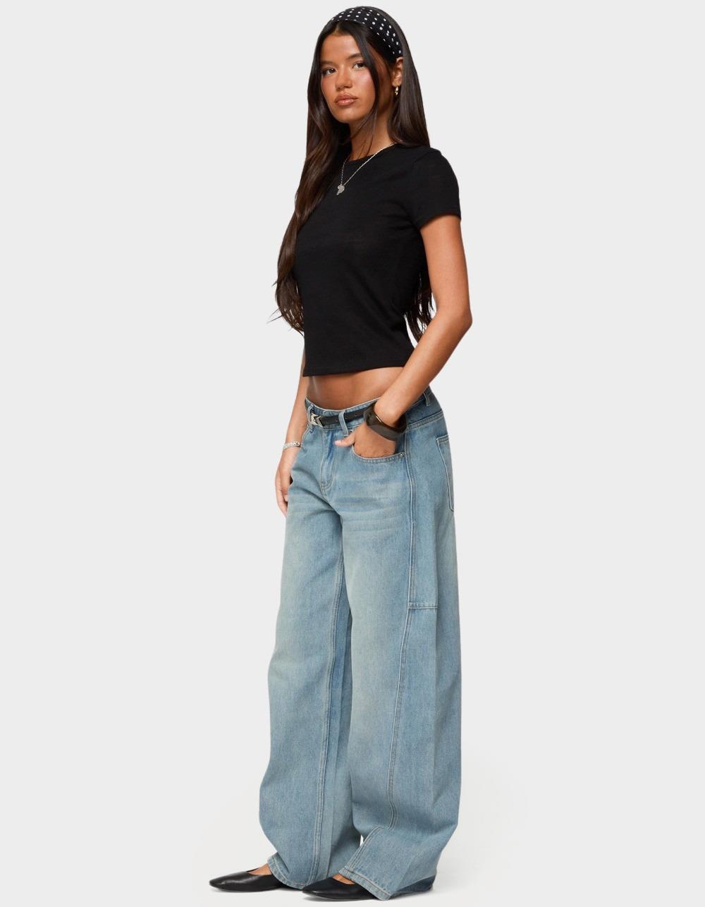 EDIKTED Nikkey Semi Sheer Tee