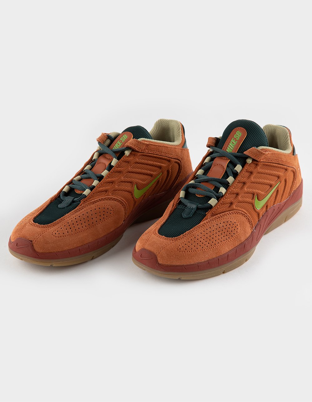 NIKE SB Vertebrae Skate Shoes - CAMEL