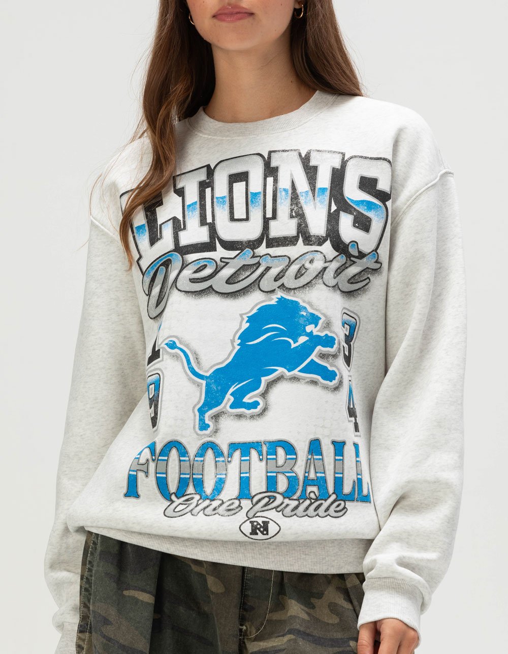 THE WILD COLLECTIVE Detroit Lions Womens Crewneck Sweatshirt - GRAY