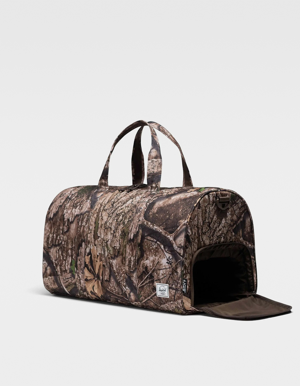 HERSCHEL SUPPLY CO. Realtree® Novel Duffle Bag - CAMO