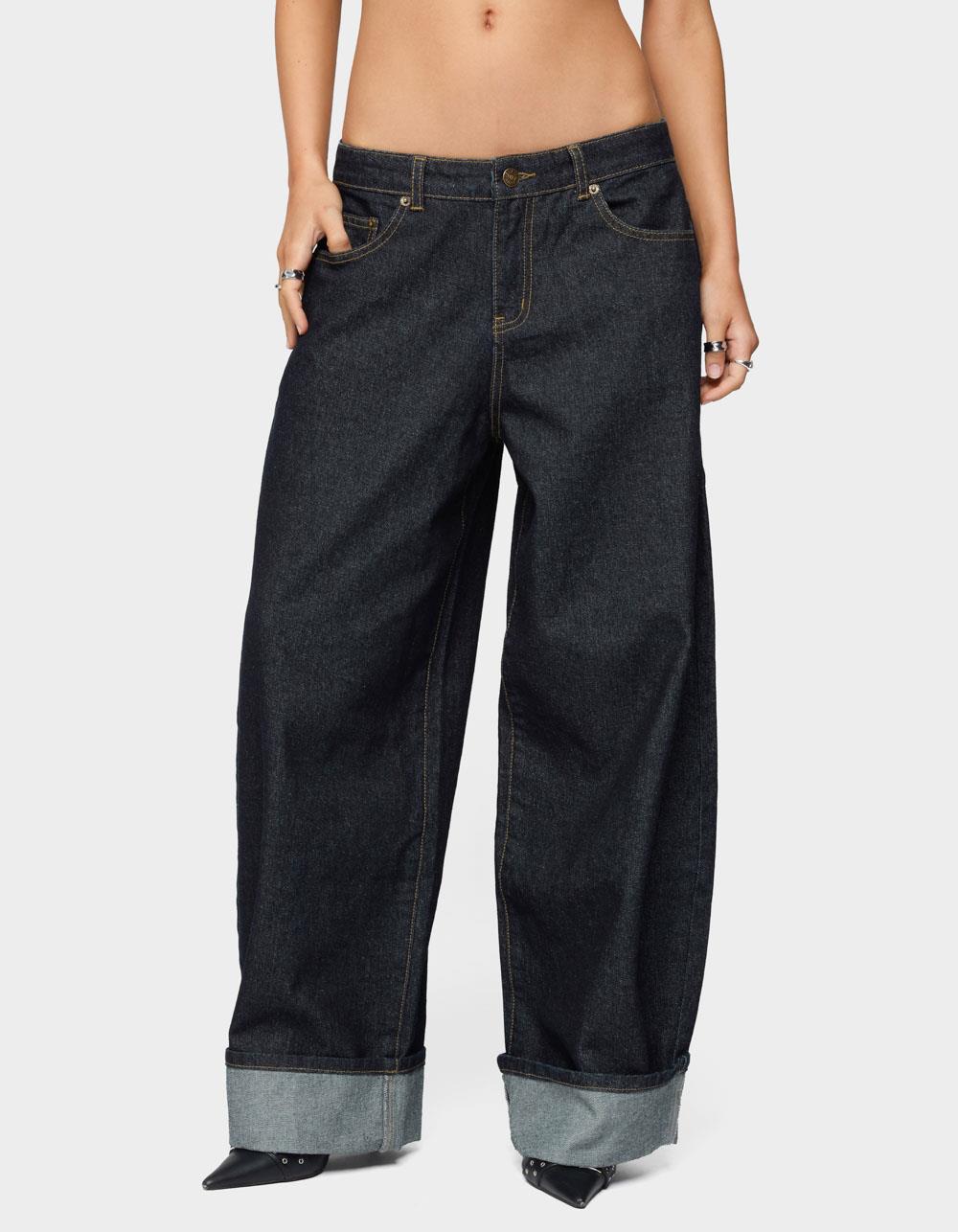 EDIKTED Petite Kella Low Rise Baggy Jeans - DARK BLUE