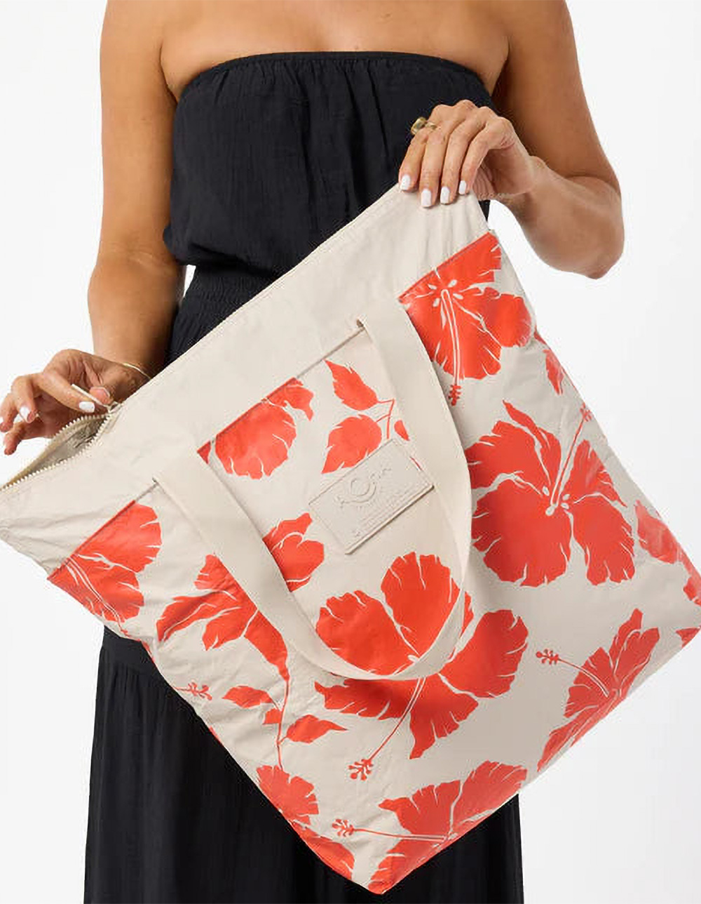ALOHA COLLECTION Salina Day Tripper Tote Bag - RED HAUTE/SANDSTONE