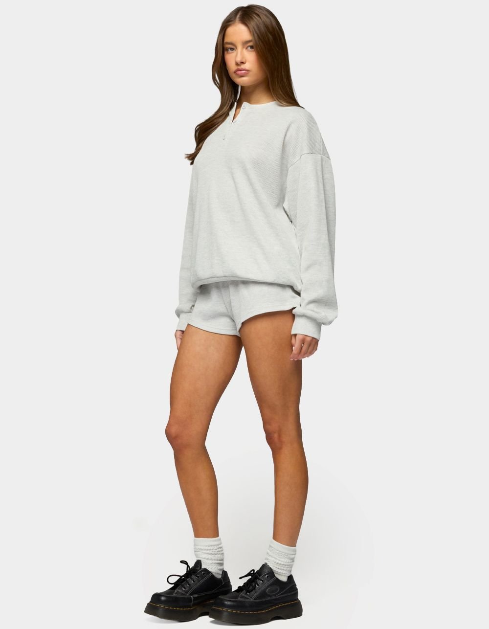 EDIKTED Baila Waffle Shorts - LIGHT GRAY