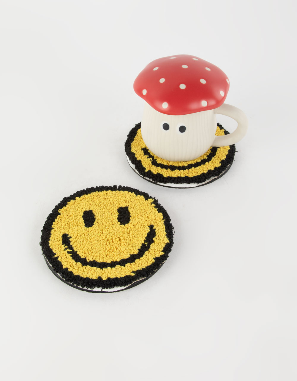 Tufted Happy Face Coasters Set YELLOW Tillys