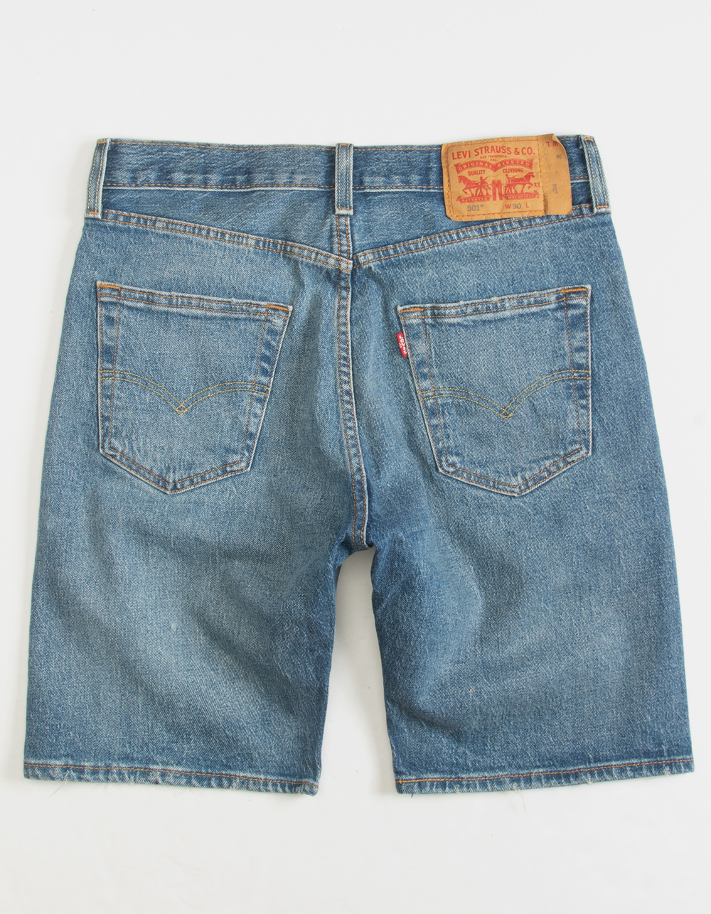 LEVI'S 501 Original Hemmed Mens Denim Shorts - MEDIUM WASH | Tillys