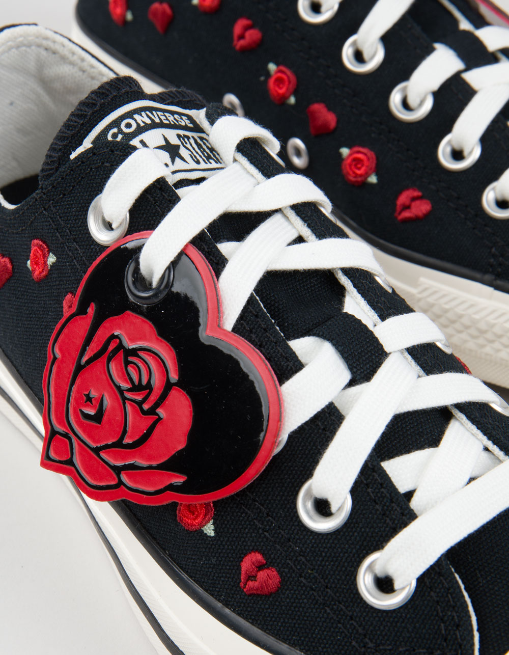 CONVERSE Chuck Taylor All Star Roses Embroidered Womens Low Top Shoes - BLACK
