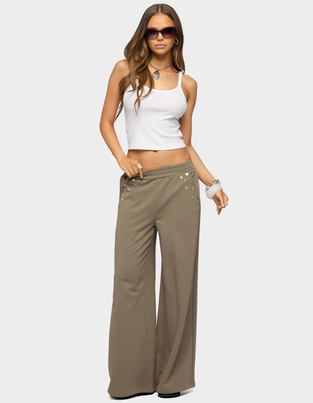 EDIKTED Zania Iridescent Button Sweatpants - BROWN