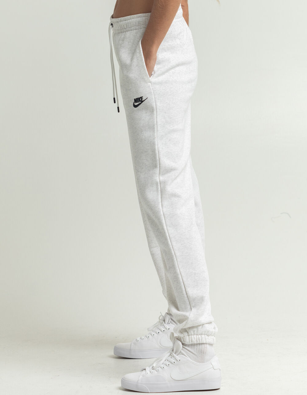 NIKE Sportswear Essential Womens Loose Jogger Sweatpants - LIGHT GRAY