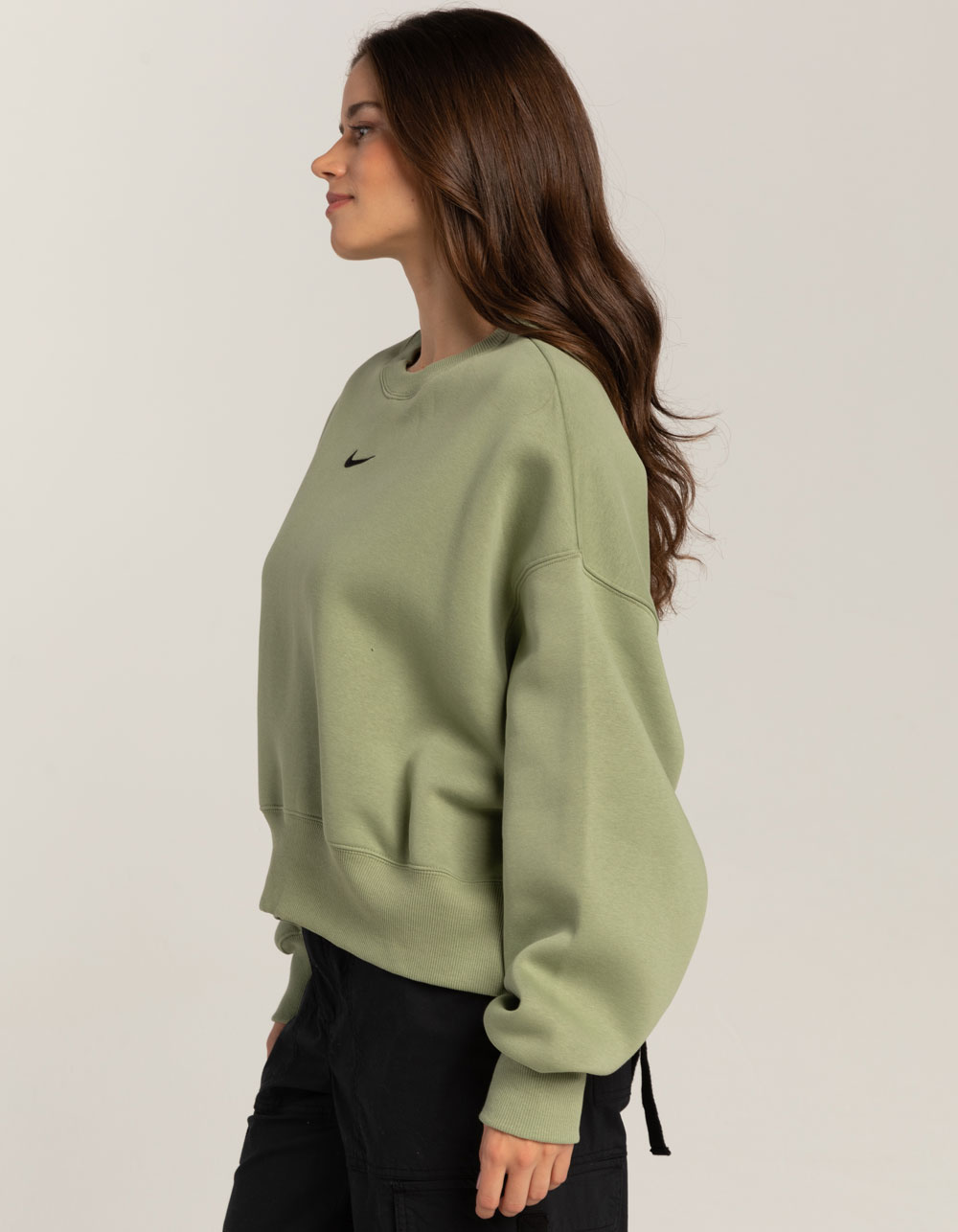 NIKE Sportswear Womens Oversized Crewneck Sweatshirt - SAGE