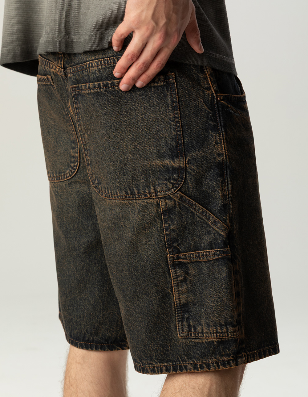RSQ Mens Loose Carpenter Jorts - RUST