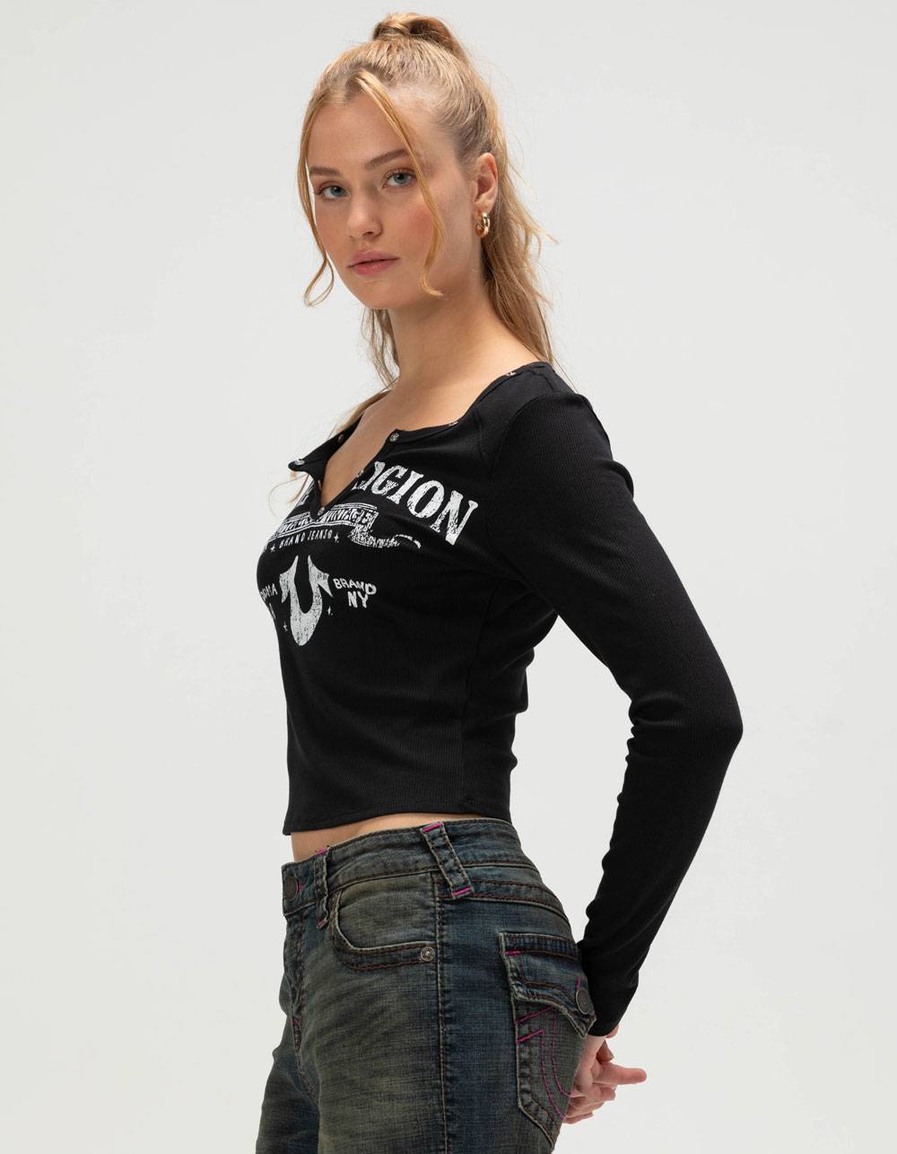 TRUE RELIGION Ribbed V Notch Womens Long Sleeve Tee - BLACK