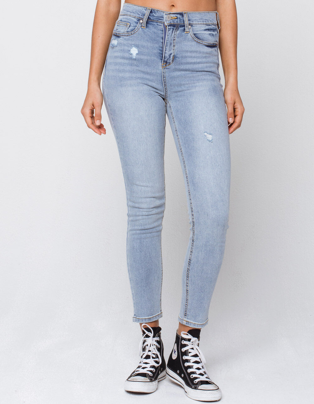 SKY AND SPARROW Womens Skinny Jeans - LIGHT WASH | Tillys