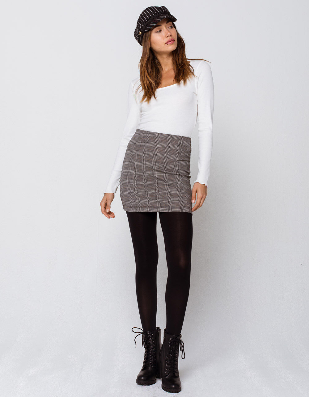 IVY & MAIN Plaid Mini Skirt - BLK/GRY | Tillys