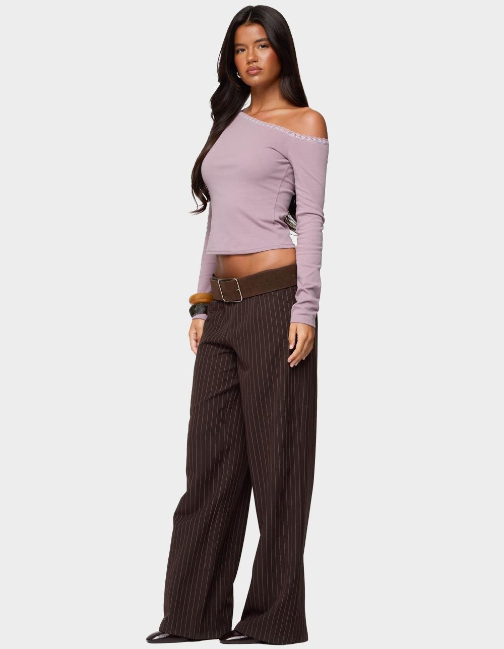 EDIKTED Emmiline Lacey Off Shoulder Top - PURPLE