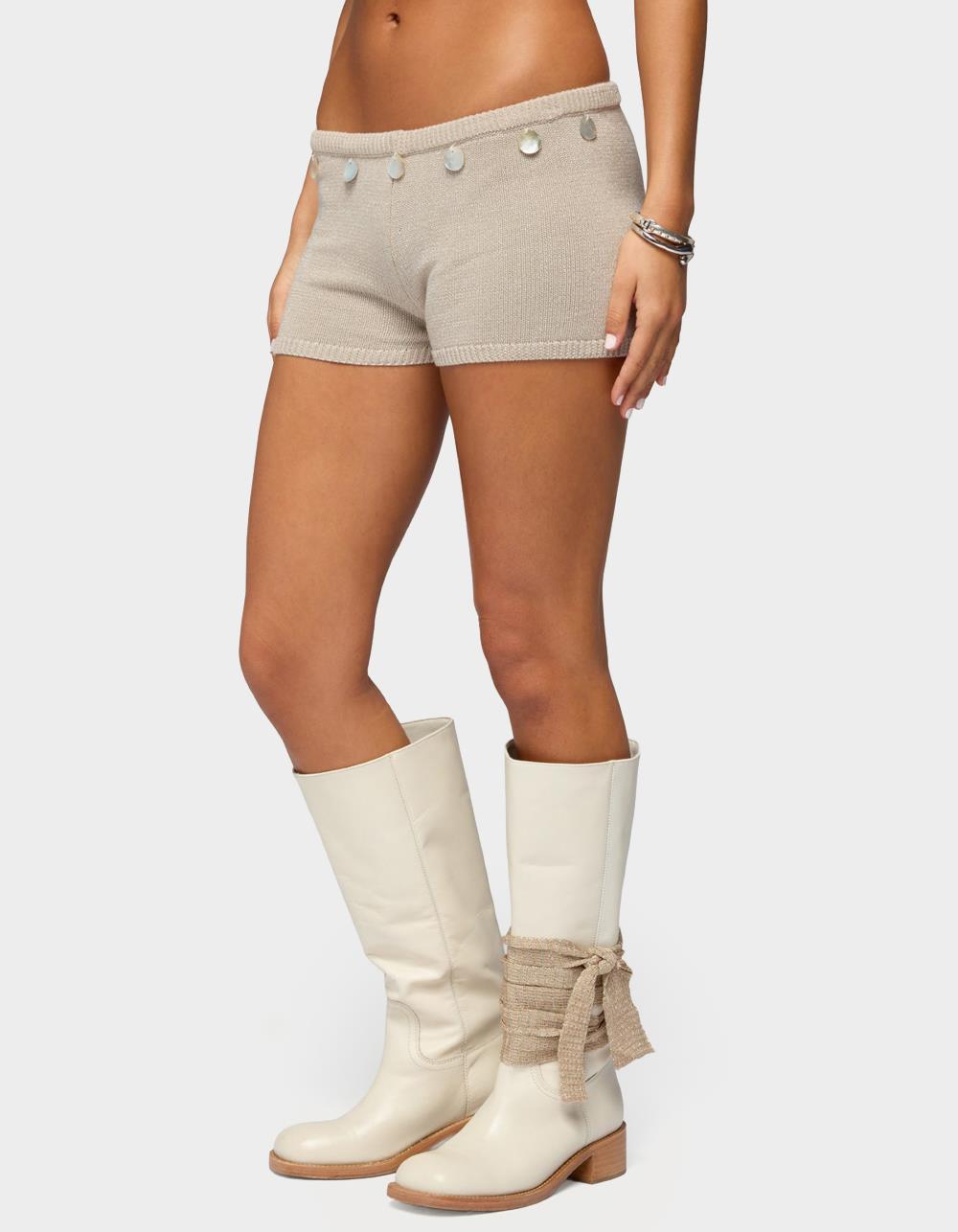 EDIKTED Nicca Iridescent Knit Shorts - BEIGE