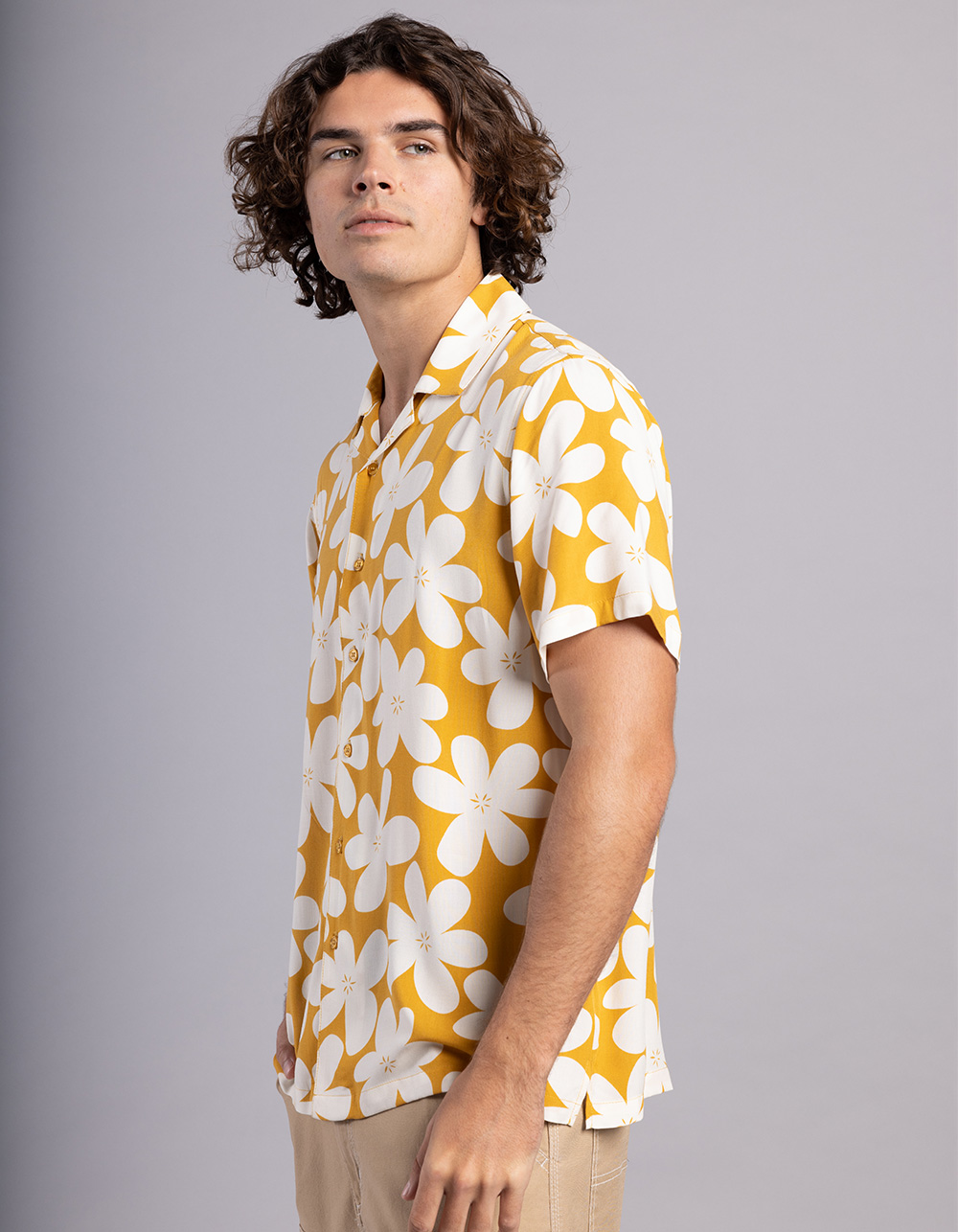 RSQ Mens Far Out Floral Button Up Shirt - GOLD