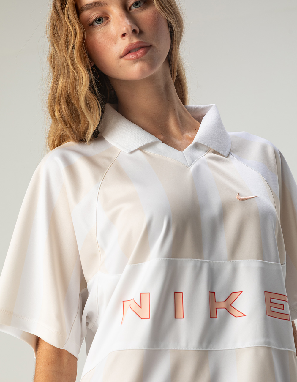 NIKE Sportswear Womens Oversized Jersey - WHITE COMBO