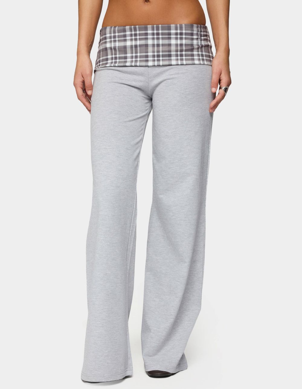 EDIKTED Kimmy Plaid Foldover Waist Pants - GRAY
