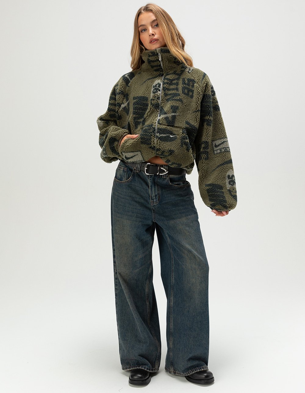 NIKE Sportswear Sherpa Womens Fleece Jacket - OLIVE COMBO