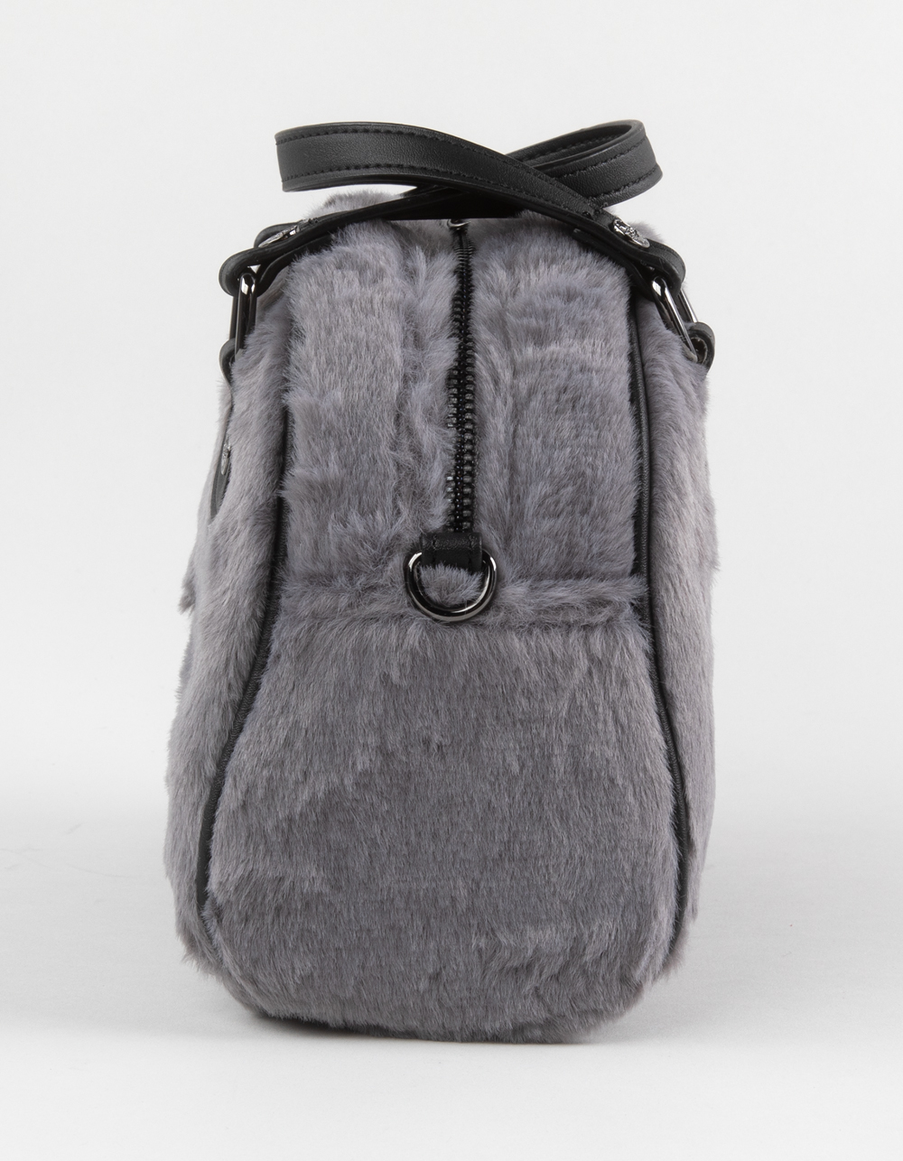 VON DUTCH Furry Bowling Bag