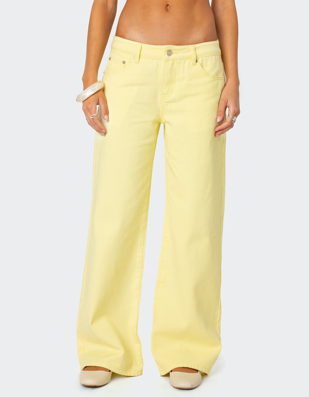 EDIKTED Roman Low Rise Slouchy Jeans - YELLOW
