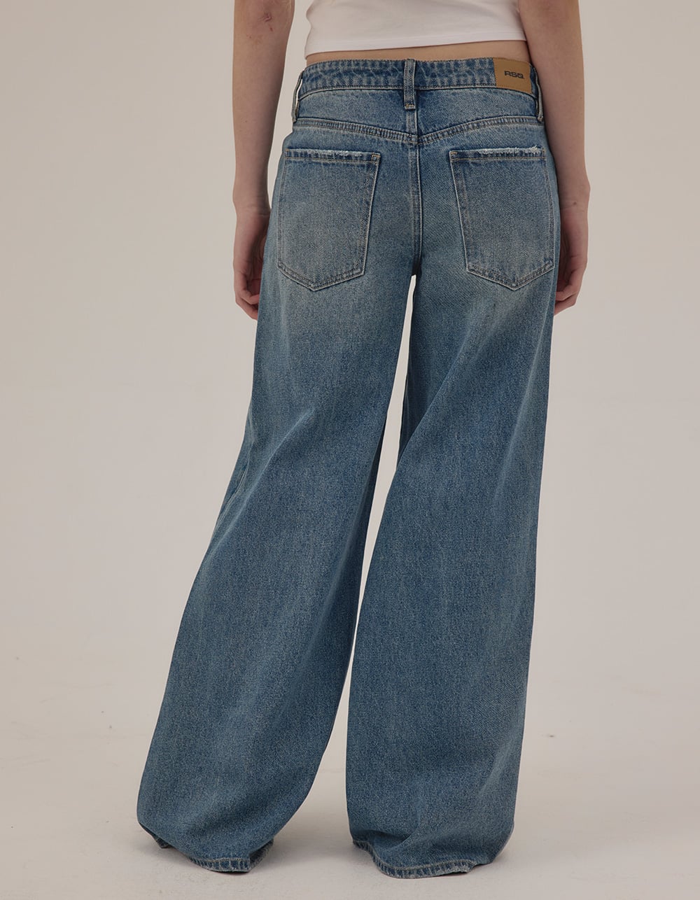 RSQ Womens Low Rise Baggy Jeans - MEDIUM WASH