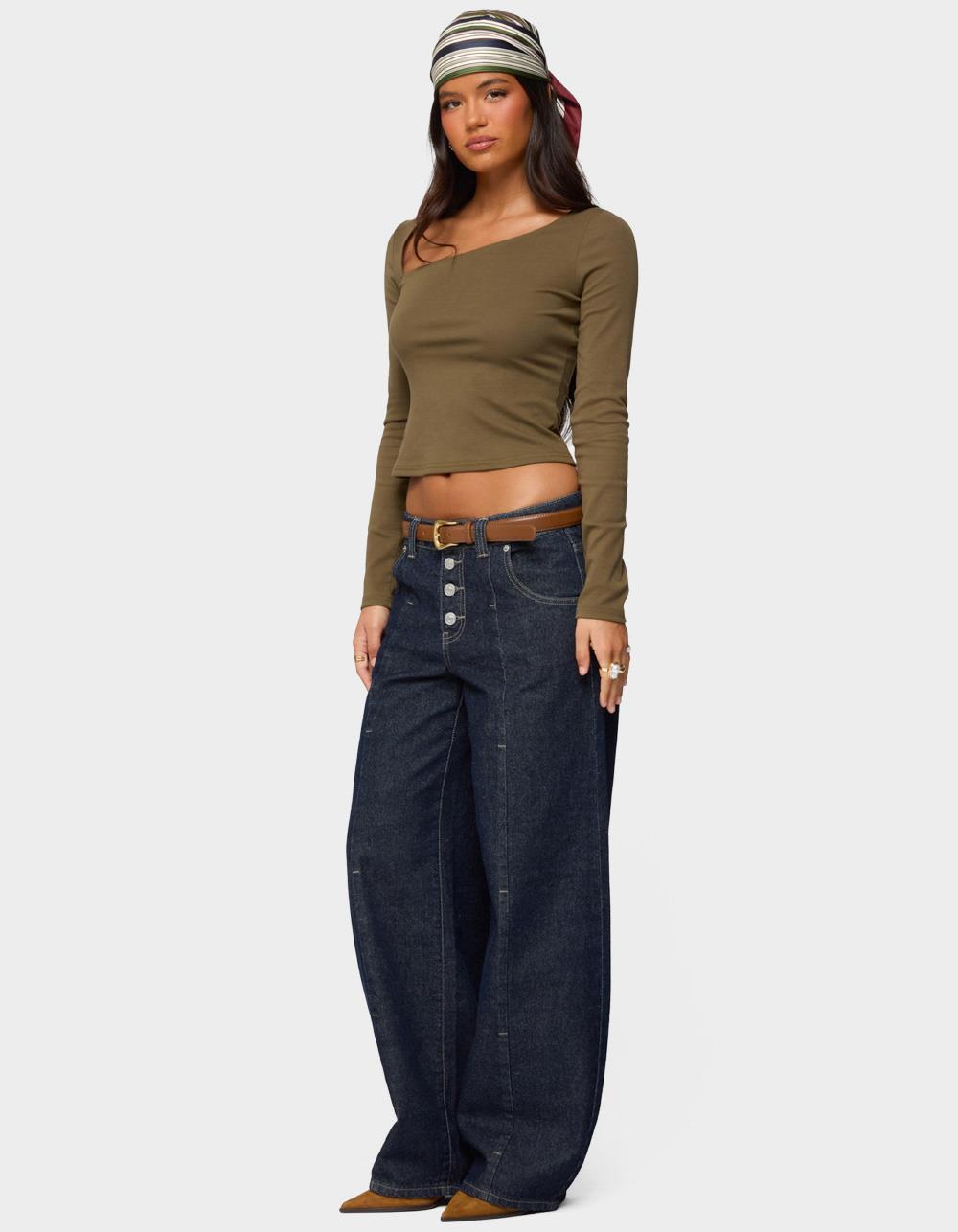 EDIKTED Rion Asymmetric Long Sleeve Top - DK GREEN