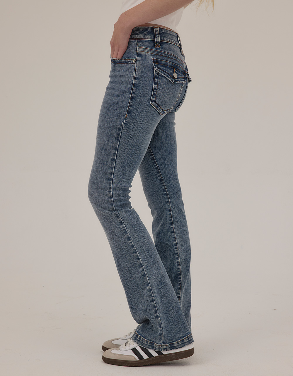 RSQ Womens Low Rise Bootcut Jeans - MEDIUM WASH