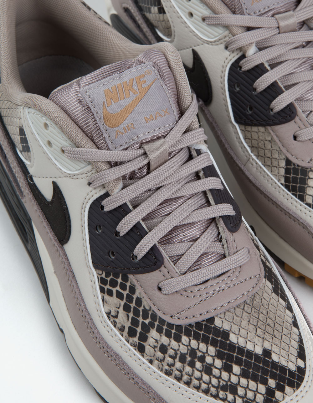 NIKE Air Max 90 SE Womens Shoes - SNAKE