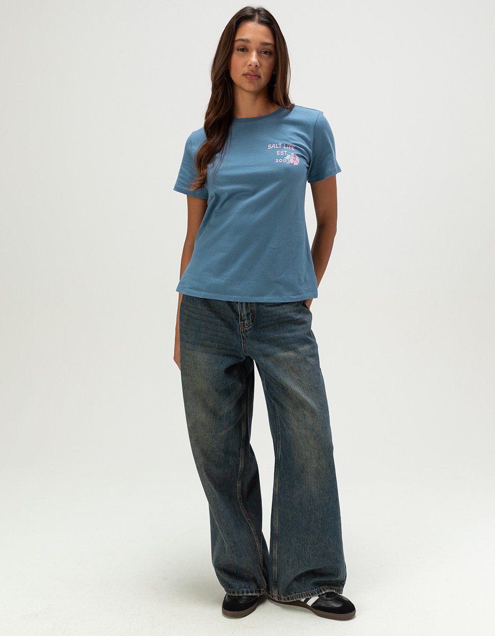 SALT LIFE Keep Surfing Womens Tee - NAVY