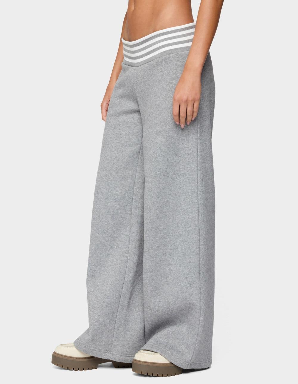 EDIKTED Eloura Stripey Sweatpants - GRAY