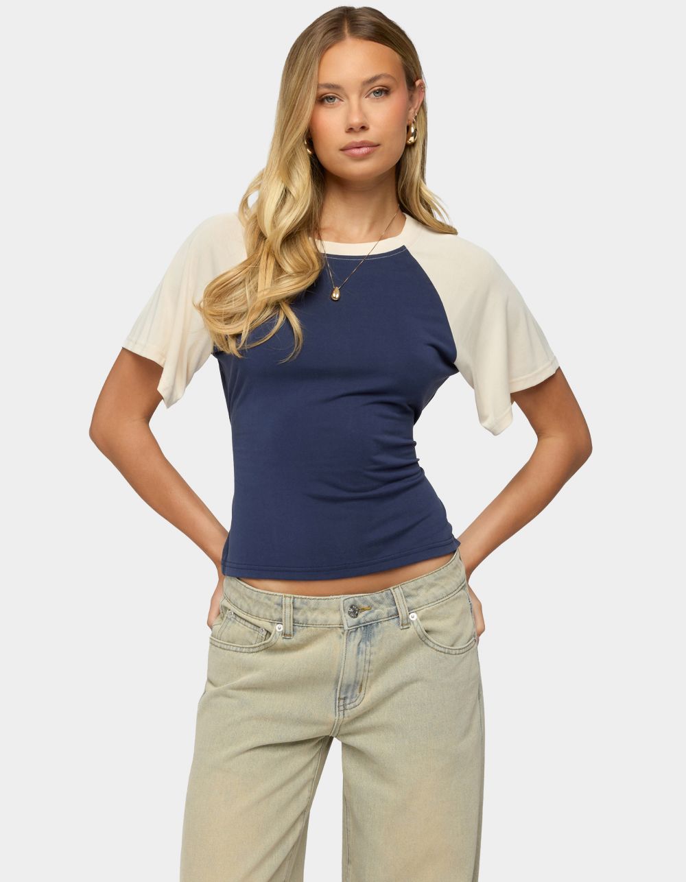 EDIKTED Fraise Contrast Back Tie Raglan Top - NAVY