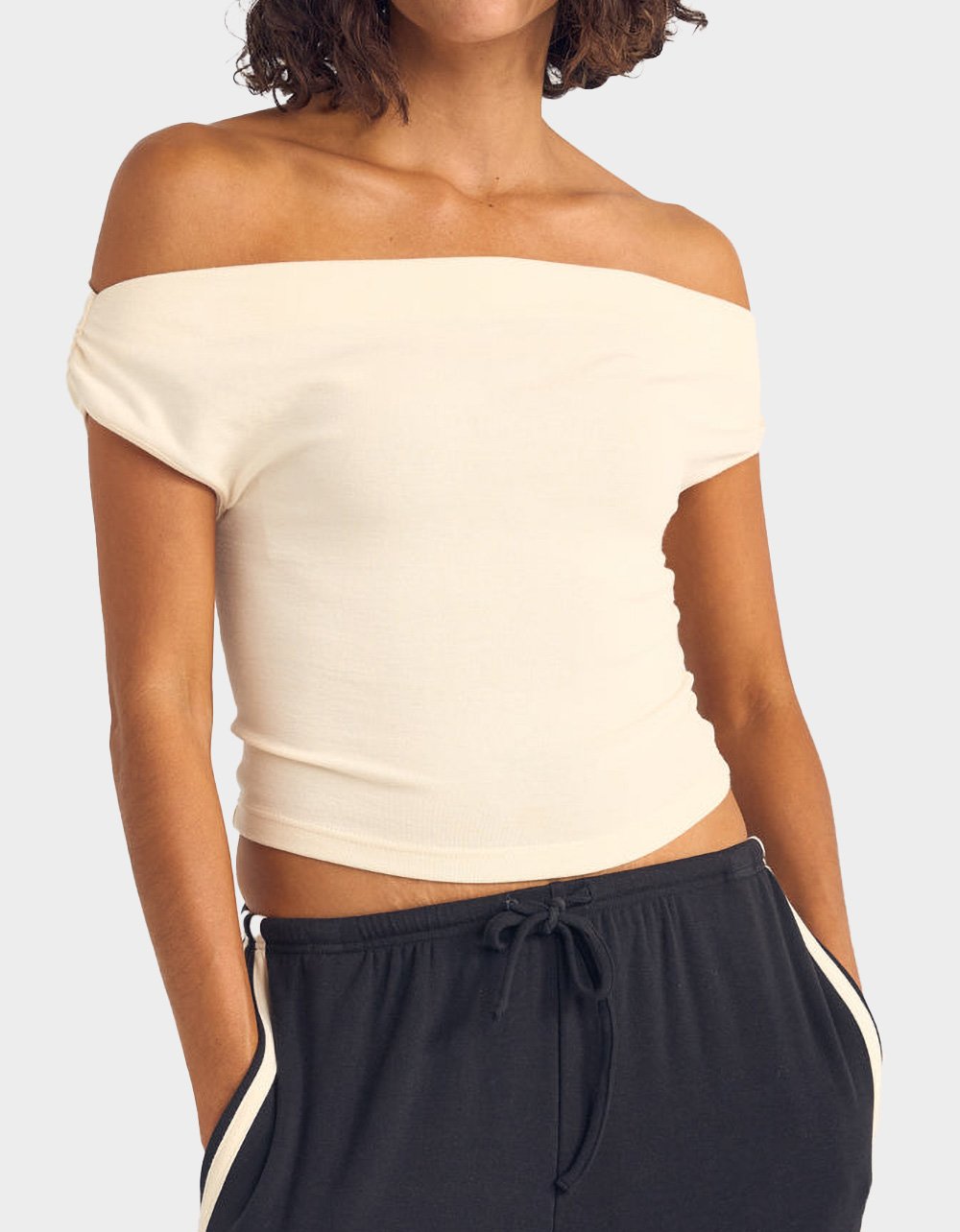 RHYTHM Juno Womens Off The Shoulder Top - CREAM