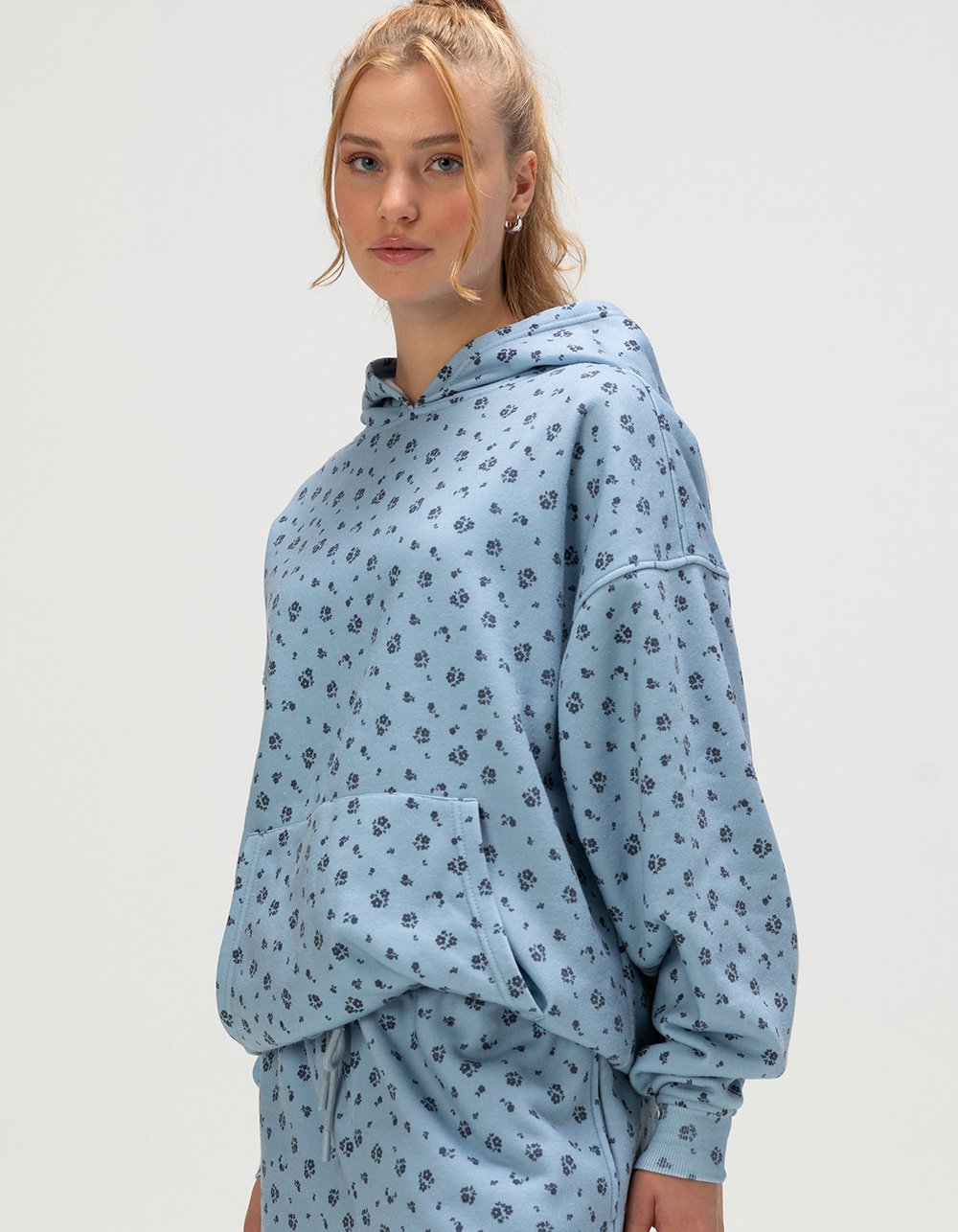 TILLYS Kanga Pocket Womens Hoodie - BLUE COMBO