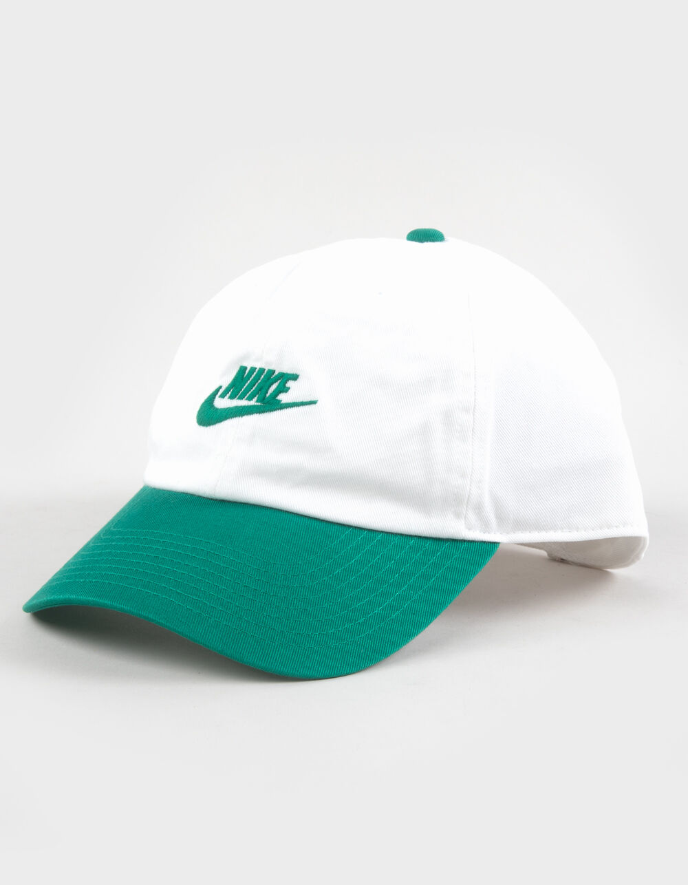 `NIKE