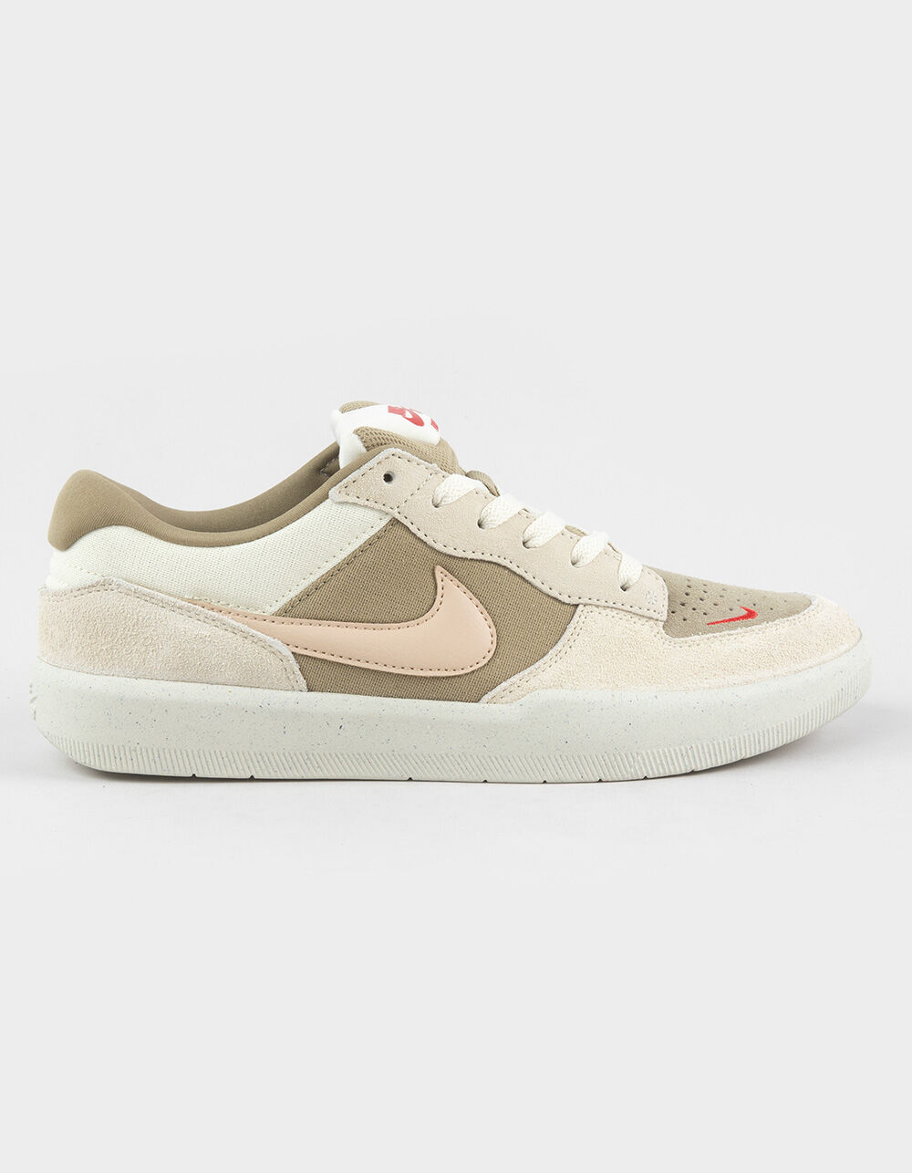 `NIKE