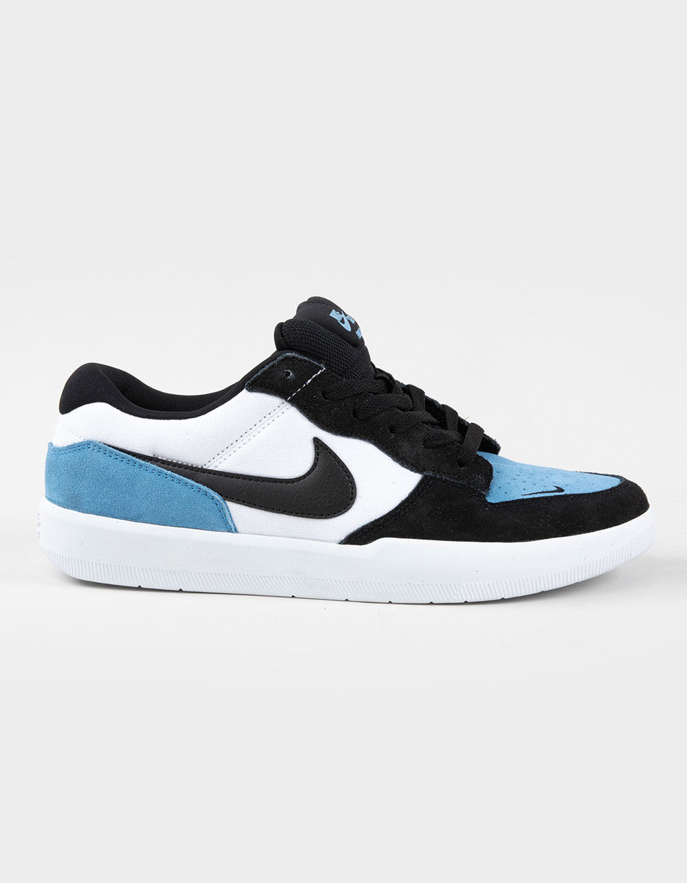 `NIKE