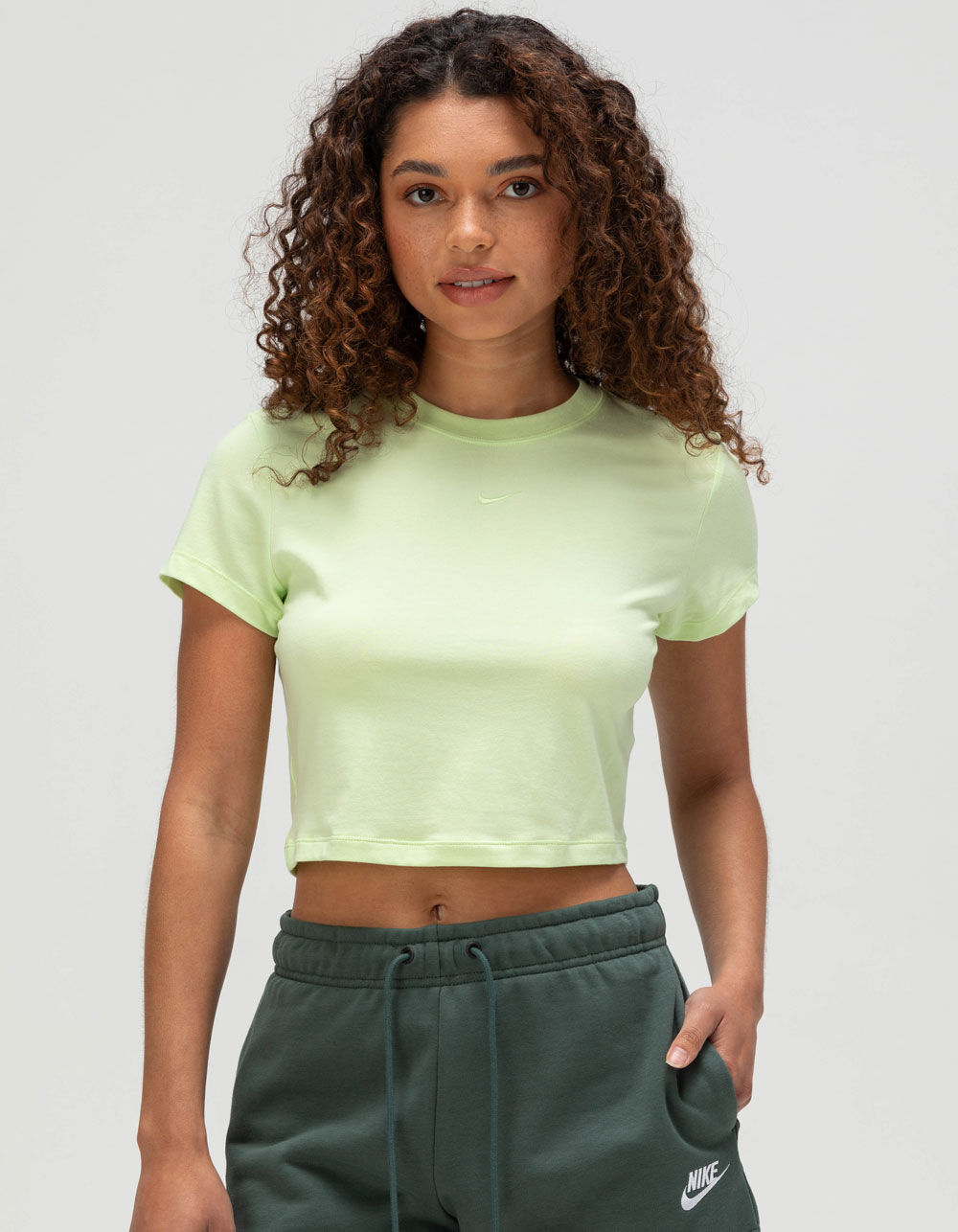 `NIKE