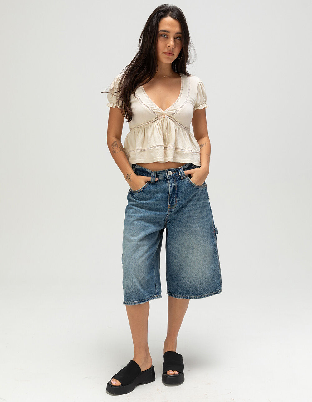 BDG Urban Outfitters Astrid Womens Jorts