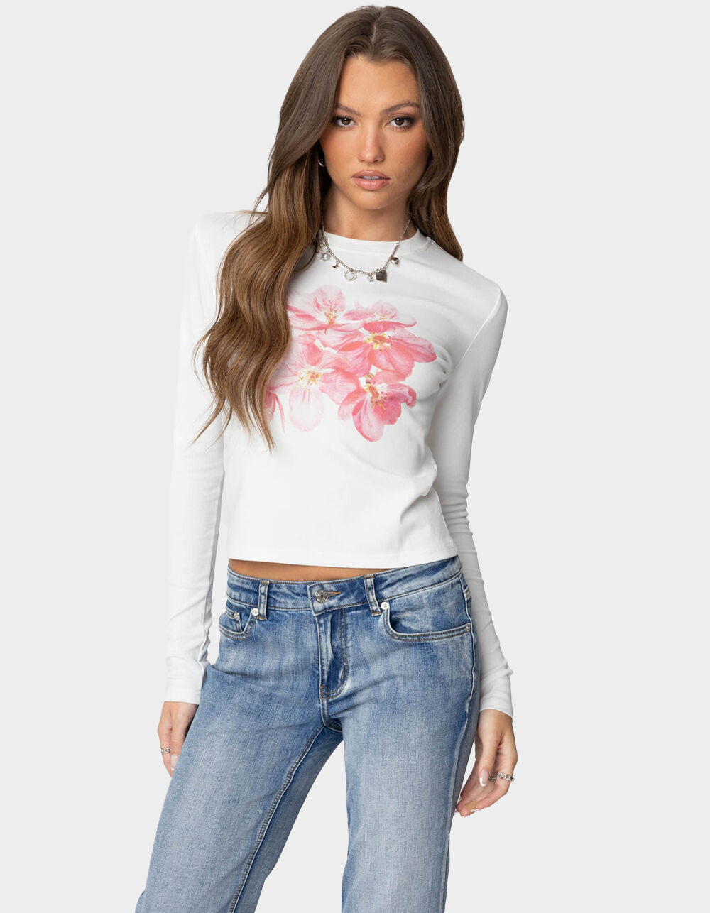 EDIKTED Blossom Long Sleeve Tee