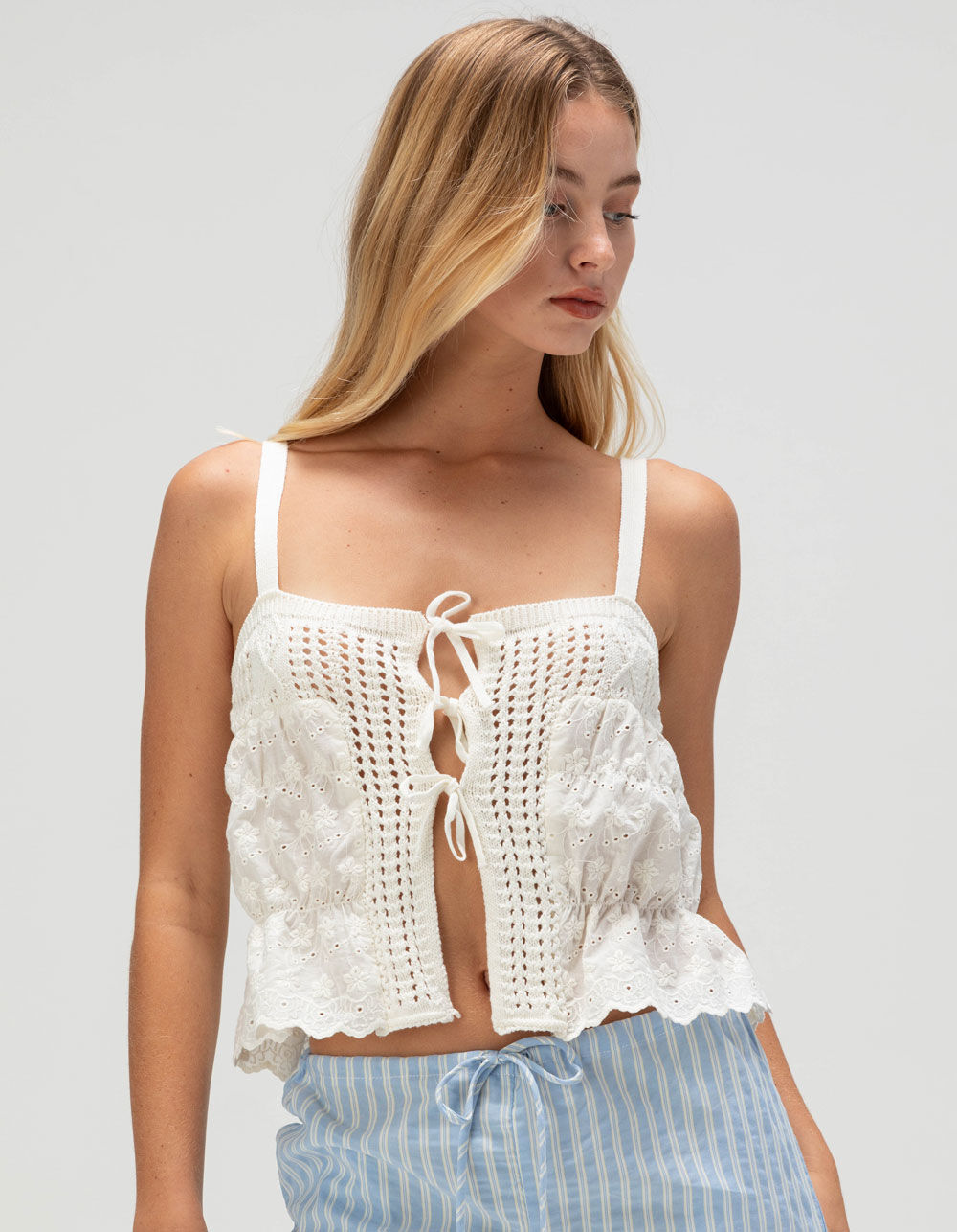 DEREK HEART Eyelet Womens Tie Front Sleeveless Top
