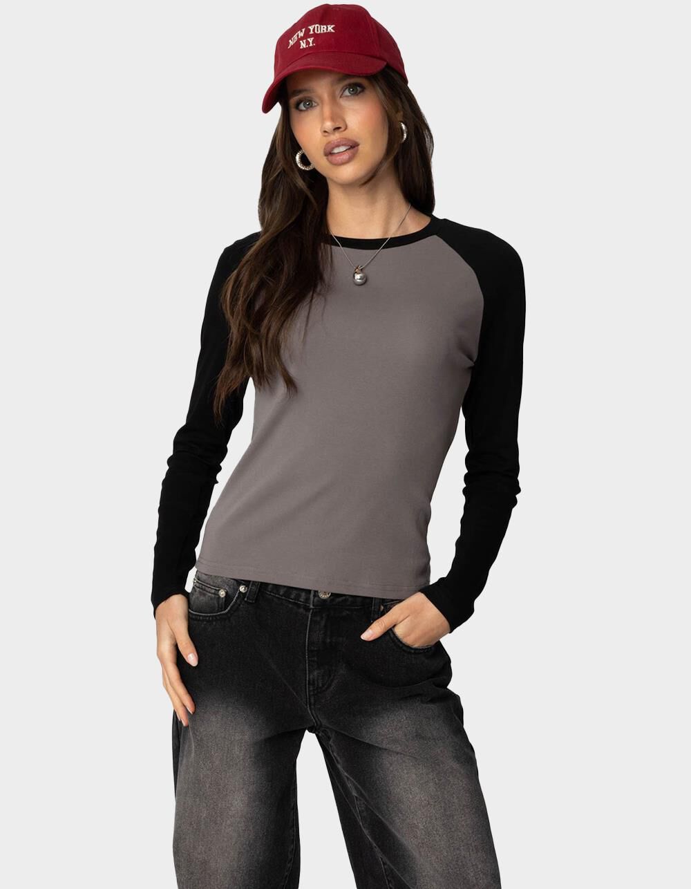 EDIKTED Tommi Raglan Long Sleeve Tee