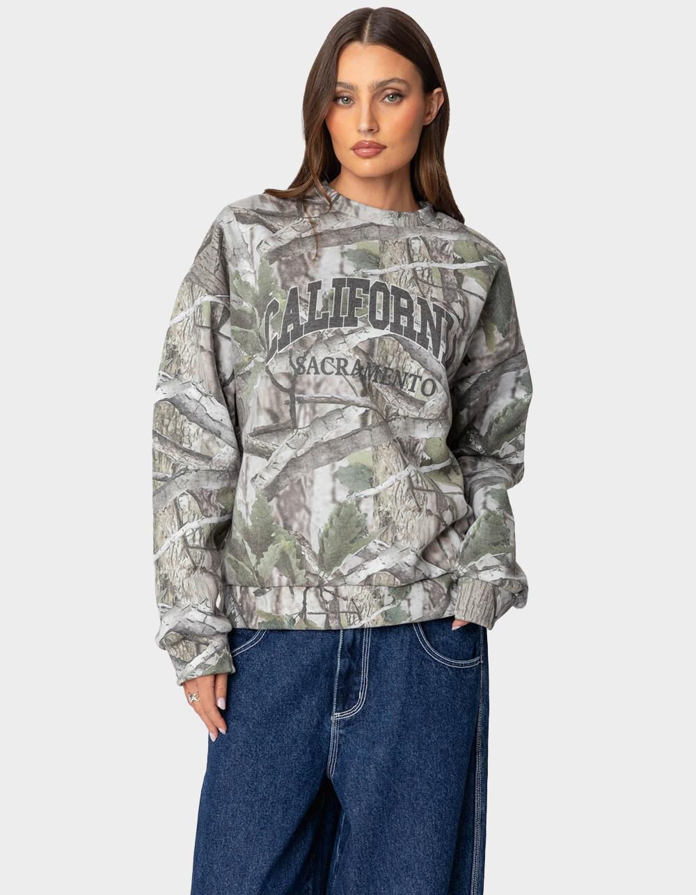 EDIKTED Cali Baby Camo Sweatshirt