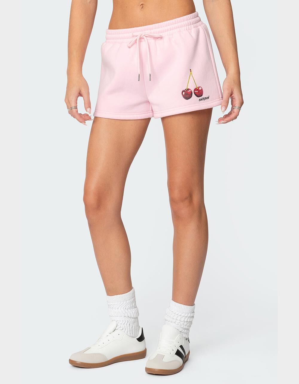 EDIKTED Mon Cheri Shorts