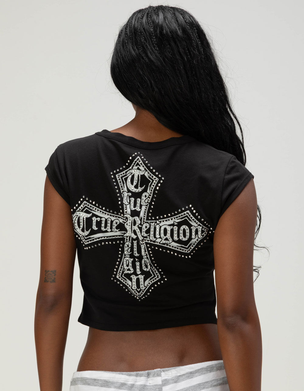 TRUE RELIGION Crystal Logo Crest Womens Notch Crop Baby Tee