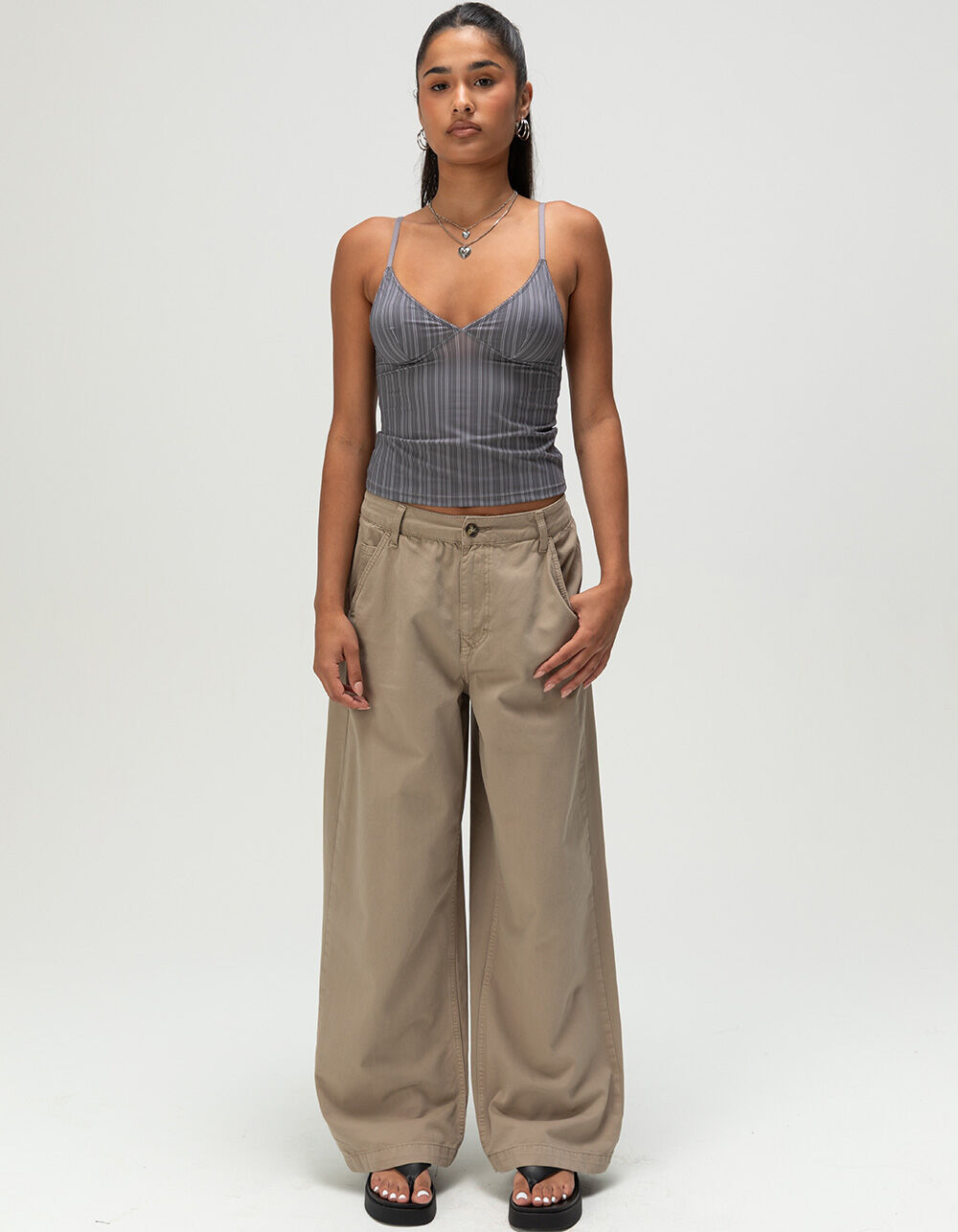 BDG Urban Outfitters Jaya Womens Ultra Loose Low Rise Chino Pants