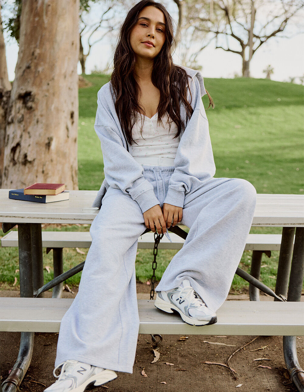 TILLYS Womens Wide Leg Sweatpants